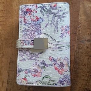 Safe Keeper floral wallet